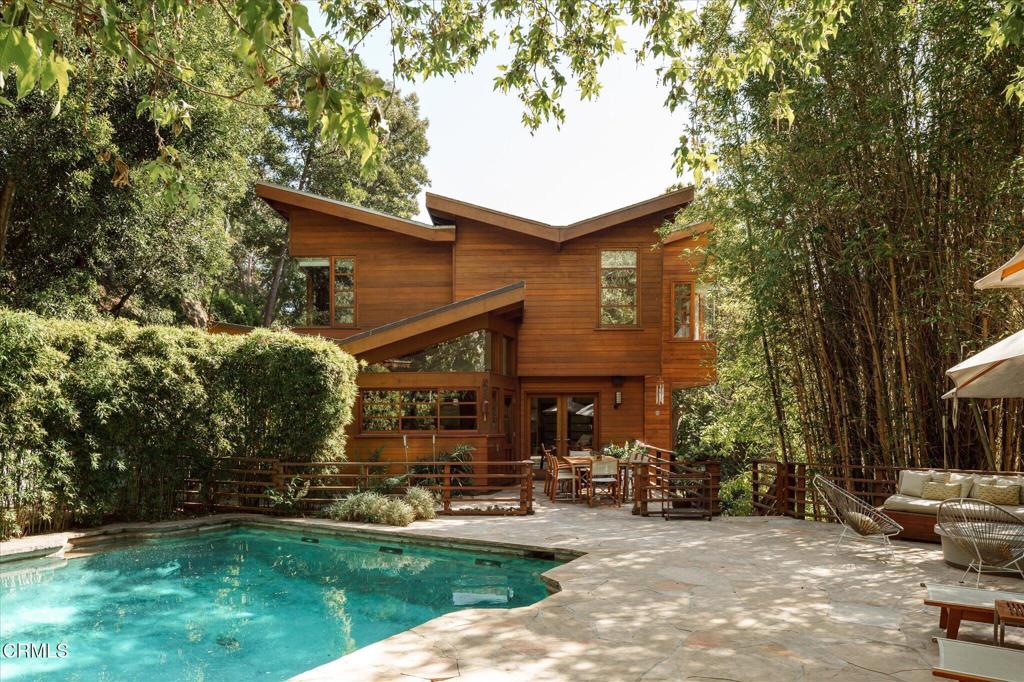 2424 Nichols Canyon Road