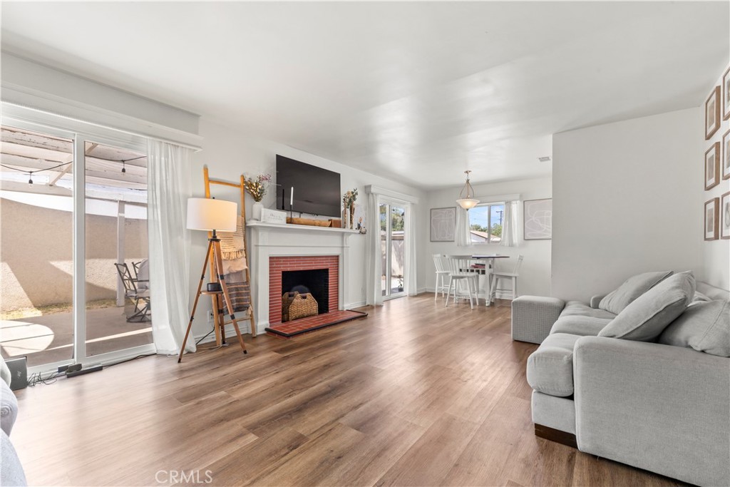 333 W 7th