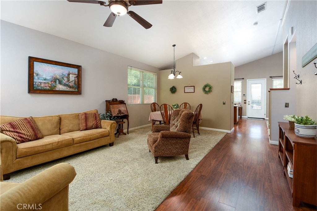 32720 Royal Oak Ln