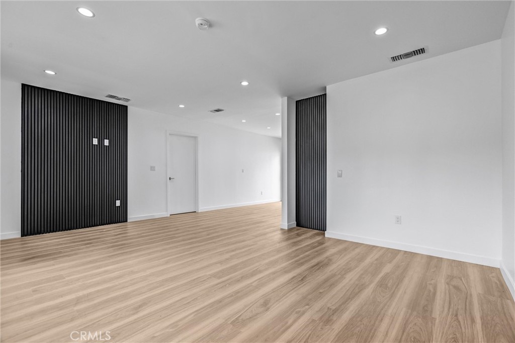 Properties 4 18152 Sunburst Street