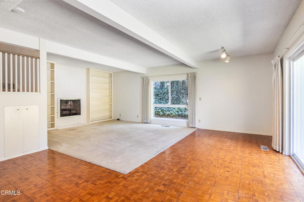 301 Orange Grove Avenue