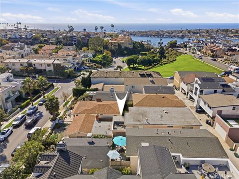 429 Carnation Avenue Corona Del Mar CA 92625