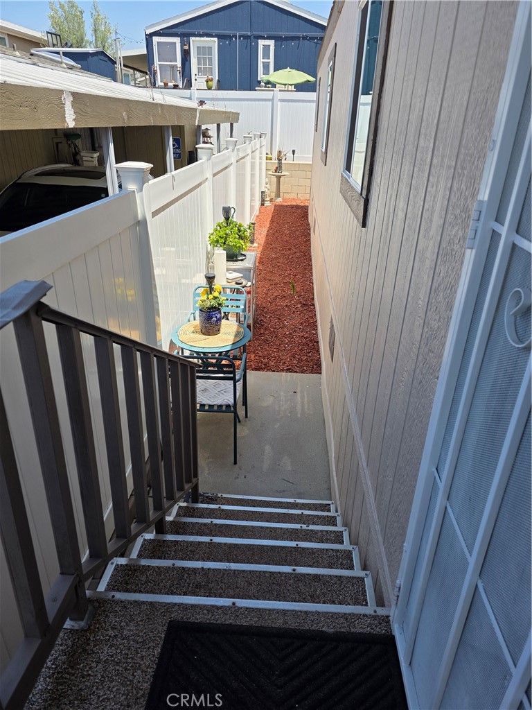 1051 Site 209