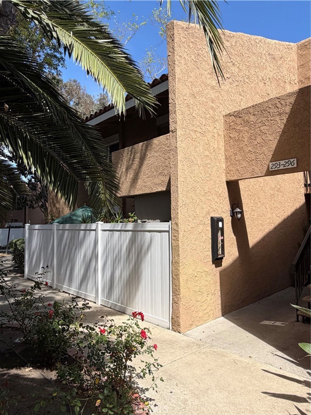 Photo of 1101 W Macarthur Blvd Blvd #296, Santa Ana, CA 92707 (MLS # DW26068723)