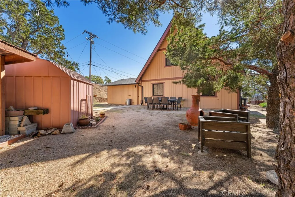 Tehachapi, California 93561, United States, 3 Bedrooms Bedrooms, ,2 BathroomsBathrooms,Residential,Active,242211