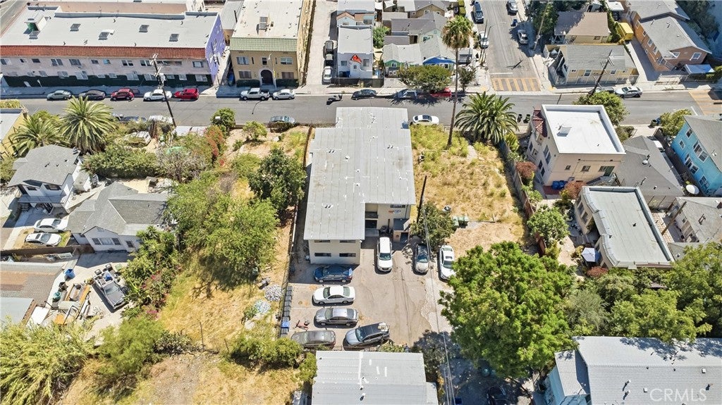 1217 W W Court