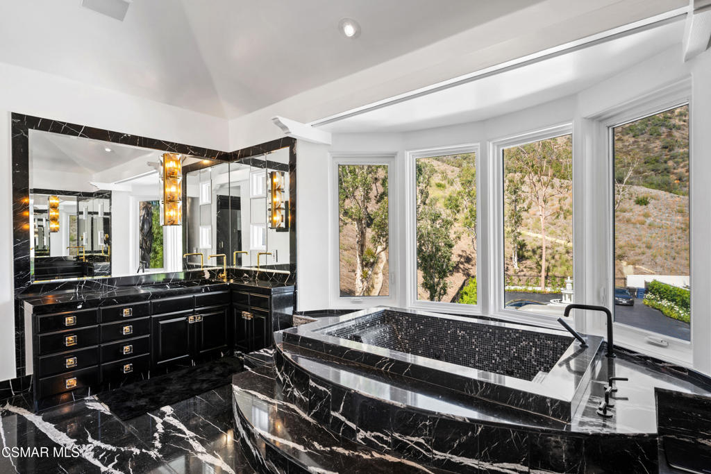 custom - 4179 - Residential