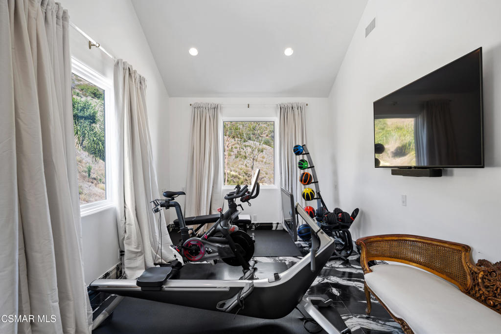 custom - 4179 - Residential