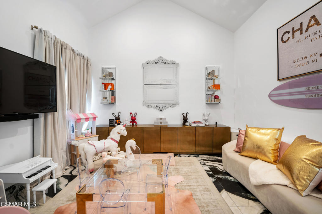 custom - 4179 - Residential