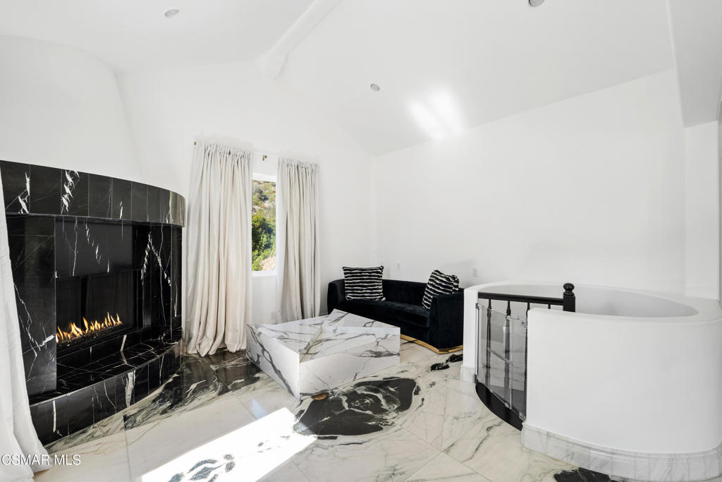 custom - 4179 - Residential