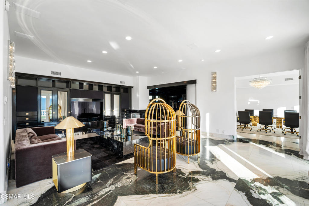 custom - 4179 - Residential