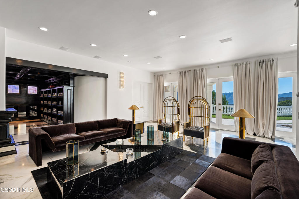 custom - 4179 - Residential