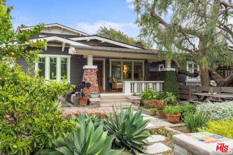 Photo of 740 Marco Place, Venice, CA 90291 (MLS # 26663137)