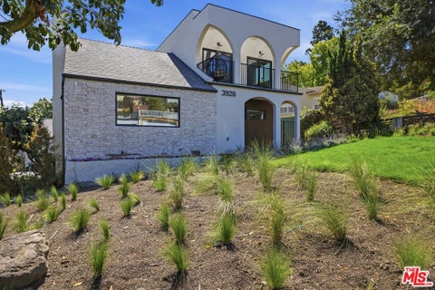 Photo of 3926 S Ridgeley Drive, Los Angeles, CA 90008 (MLS # 26873693)