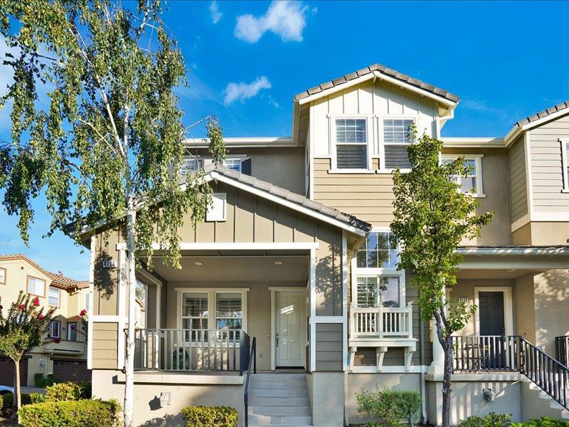 Beautiful 5BD/3BA End-Unit Townhome in Sought-After Windemere. Spacious and bright 5-bedroom, 3-bath townhome-style condo in the heart of Windemere. Prime end-unit location across from the community pool and spa. Main level offers an open floor plan with high ceilings, large windows, and a bedroom with full bath, deal for guests or multigenerational living. Gourmet kitchen with stainless steel appliances and ample storage. Upstairs features a luxurious primary suite with walk-in closet and spa-like bath, plus 3 additional bedrooms, a full bath, and a large laundry room with built-ins. Enjoy mountain views, a private balcony, welcoming front porch, and an oversized 2-car garage. Walk to top-rated Live Oak Elem, Windemere Ranch MS & Dougherty Valley HS. Close to parks, trails.
