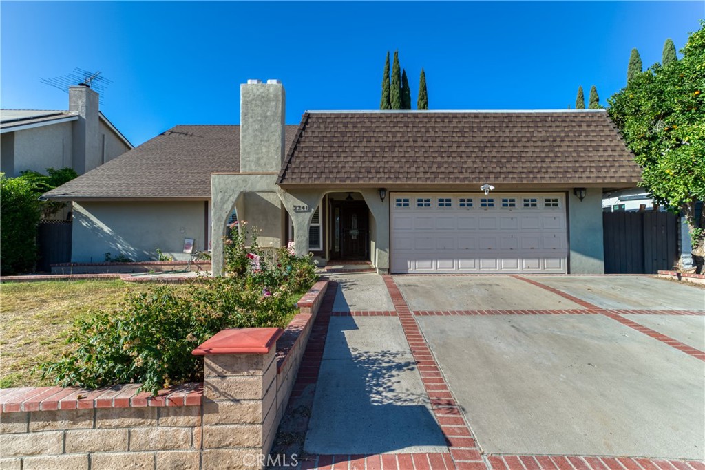 Welcome to this expansive 5 Bedroom, 3 Bath Pool Home in the Heart of Simi Valley. Fix and save thousands!!! Over 3,000 sq ft of living space, with a large living room featuring a fireplace and vaulted ceilings. Updated center island kitchen with adjacent family room, spacious formal dining room highlighted with a wet bar. First floor primary suite, with 2 additional bedrooms and bath downstairs, and 2 bedrooms and an additional bath upstairs, plus a large Bonus room and loft. Central air conditioning, Updated Vinyl dual pane windows. Located on a quiet tree lined street, this house is ready to make it your own dream home.