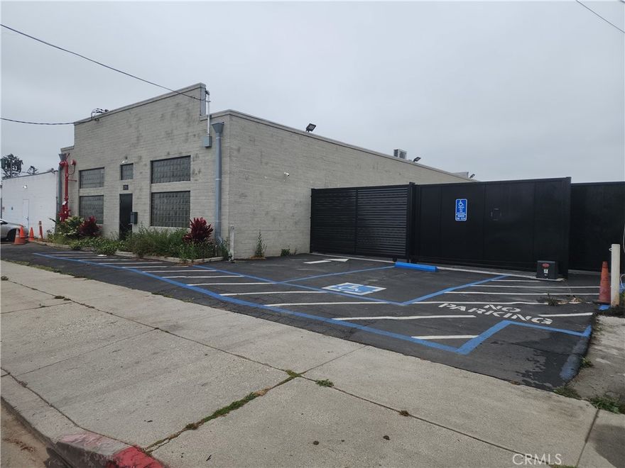 This is a small (approximately 750 Sq. Feet ) space surrounded by Industrial businesses.  Best use would probably be for storage or something like

a small woodworking space or, a work studio.  One car off street parking space next to the unit.