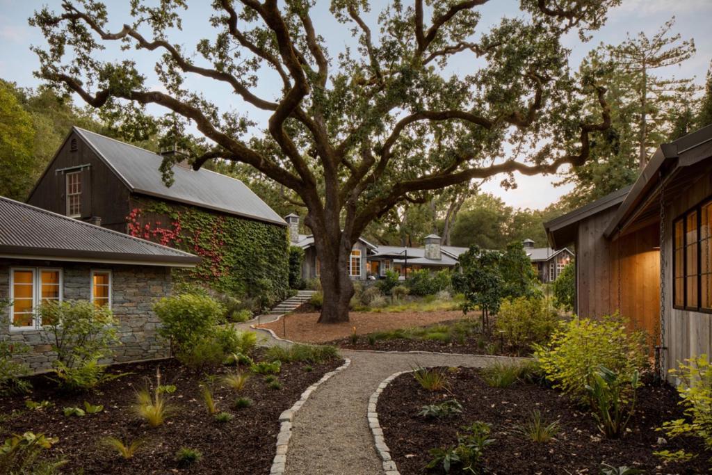 155 Grove Drive