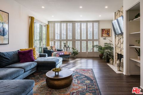 Photo of 17711 Margate Street #211, Encino, CA 91316 (MLS # 26833157)