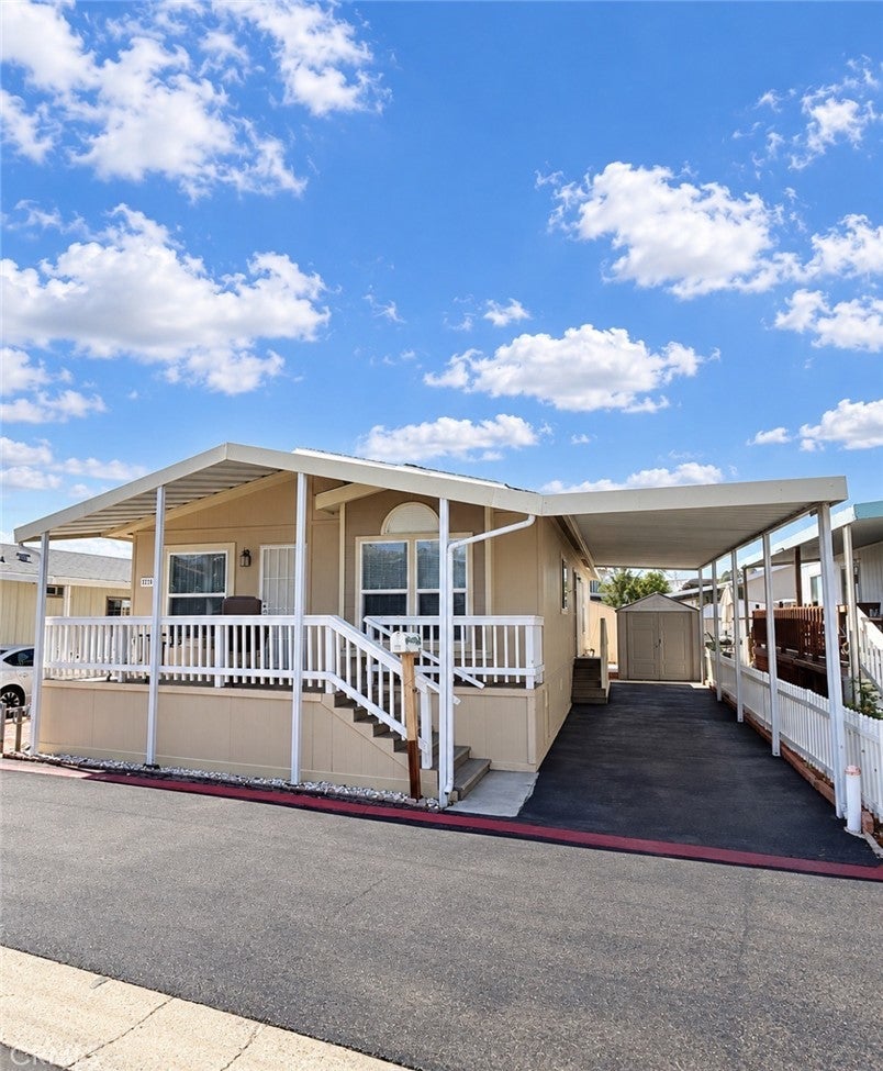 18323 Soledad Canyon Road 17