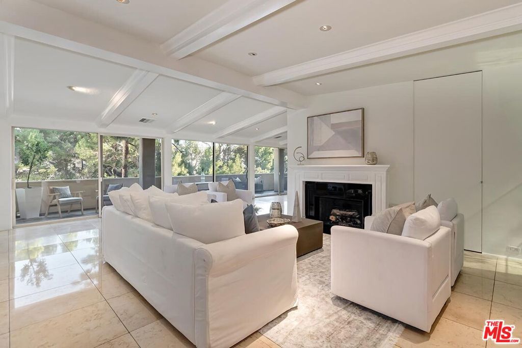 2186 Century Woods Way
