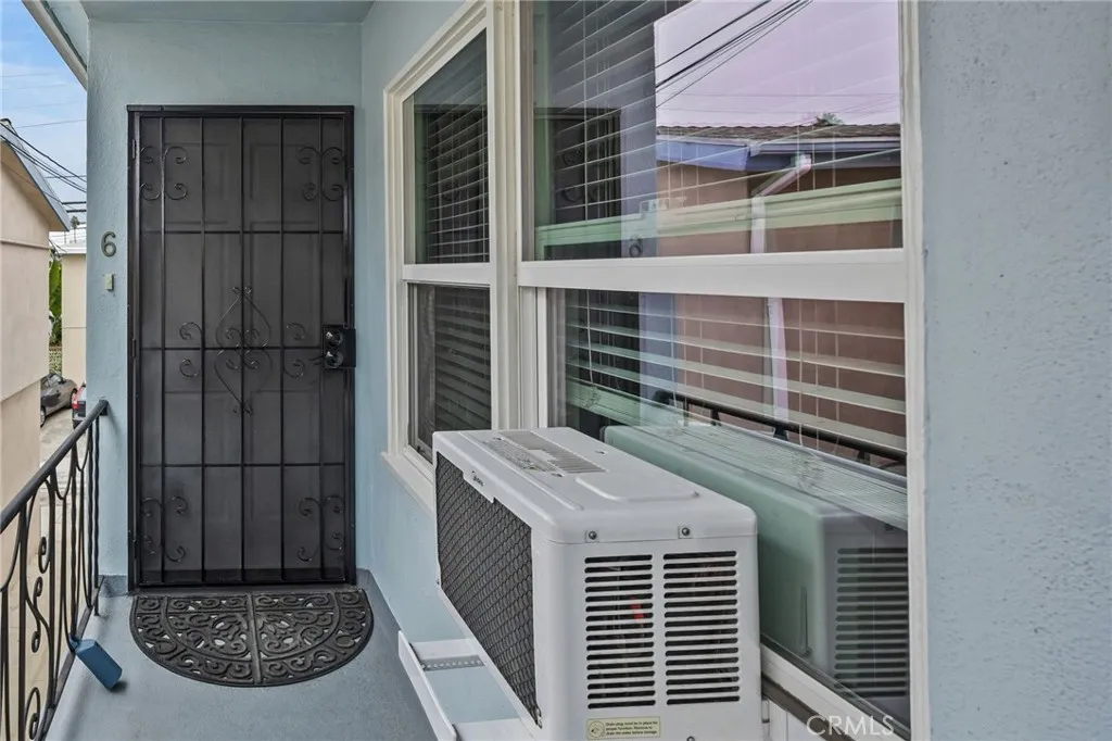 Long Beach, California 90803, United States, 2 Bedrooms Bedrooms, ,1 BathroomBathrooms,Residential,Active,184555