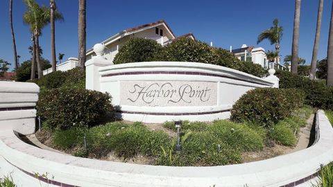 19 Harbor Pointe Corona Del Mar CA 92625
