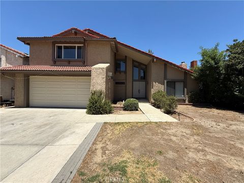 Photo of 21417 Germain ST, Chatsworth, CA 91311 (MLS # SR26155208)