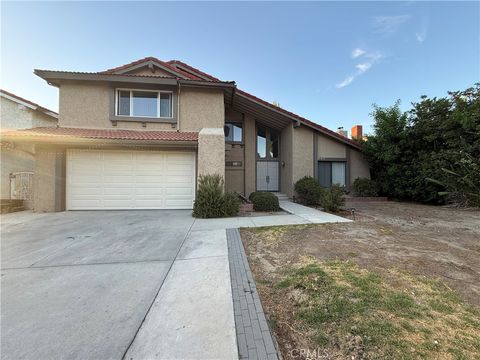 Photo of 21417 Germain ST, Chatsworth, CA 91311 (MLS # SR26155208)