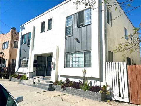 Photo of 1487 Henderson Ave, Long Beach, CA 90813 (MLS # DW26067108)