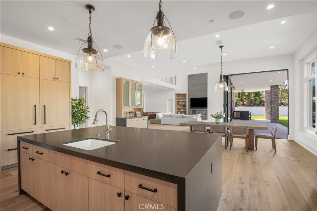 Westlake Hills (729) - Residential