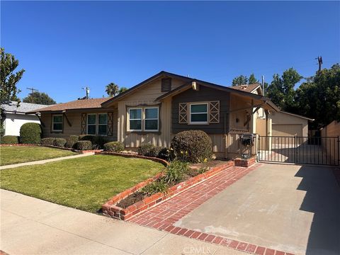 Photo of 20221 Halsted Street, Chatsworth, CA 91311 (MLS # SR26091407)