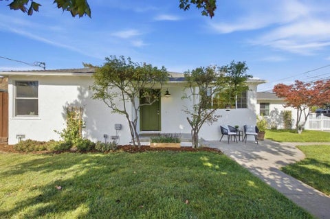 Photo of 797 6th Avenue, Redwood City, CA 94063 (MLS # ML82062053)