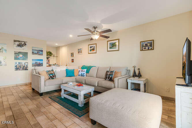 Channel Island Waterfront Homes - 4846 - Residential
