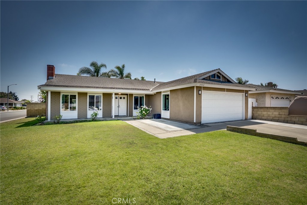 21032 Greenboro Ln
