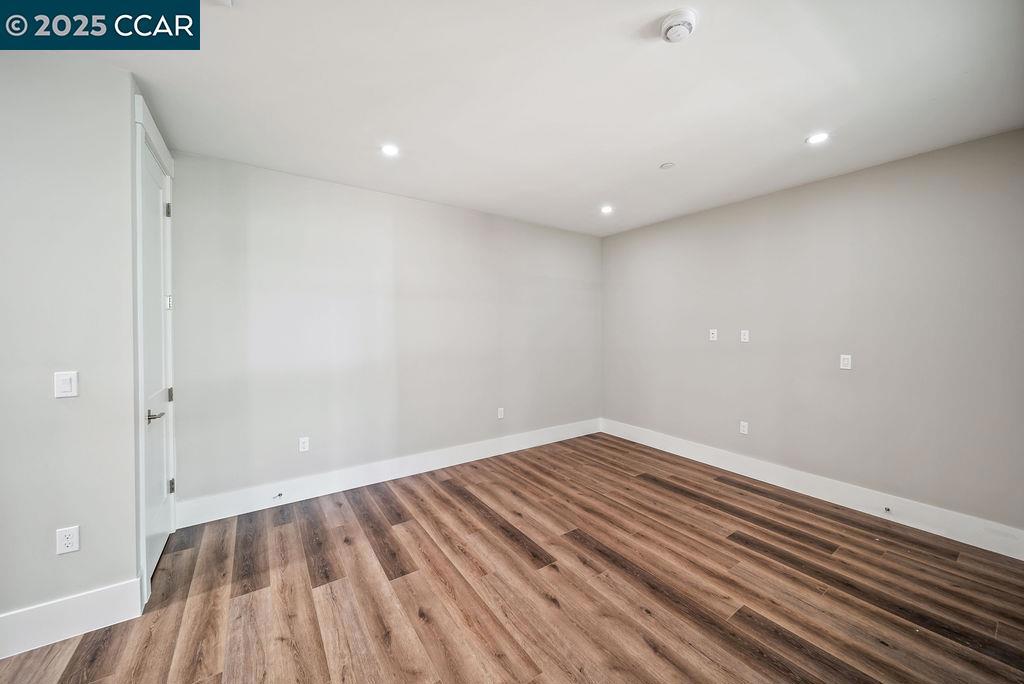 DANVILLE - Residential