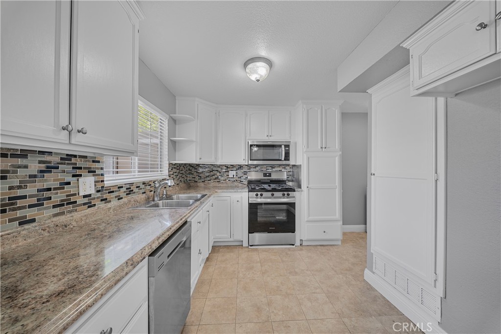 Highland Greens - Residential Lease
