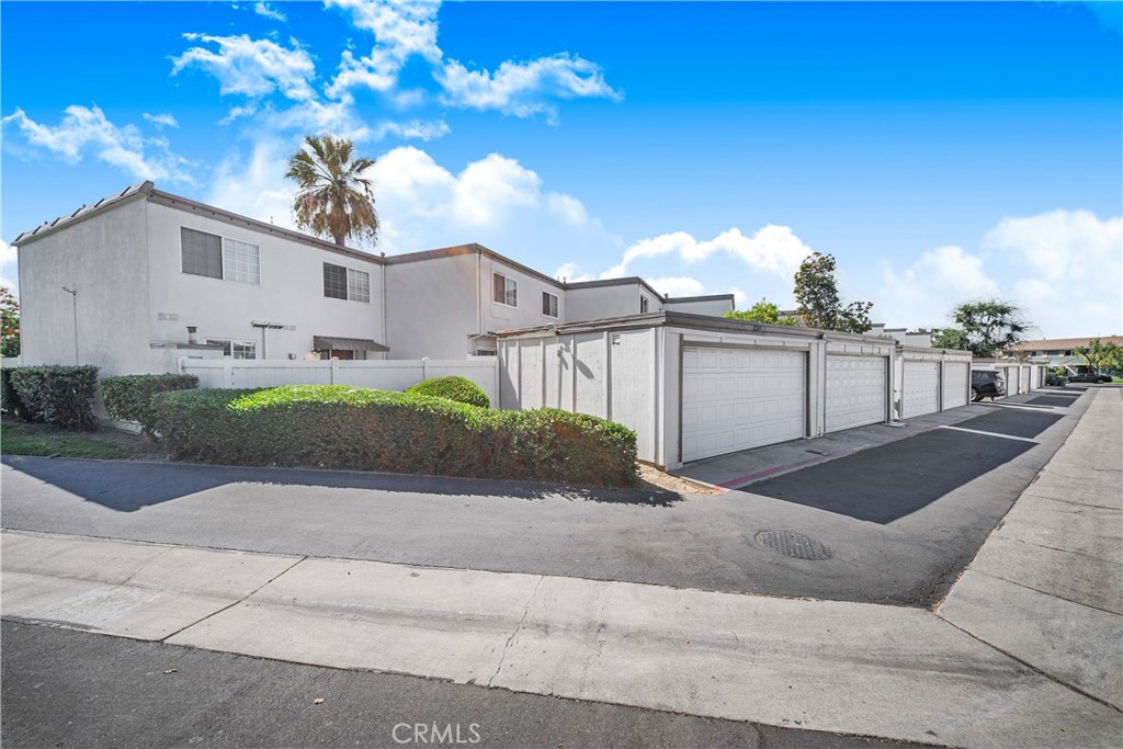 Highland Greens - Residential Lease