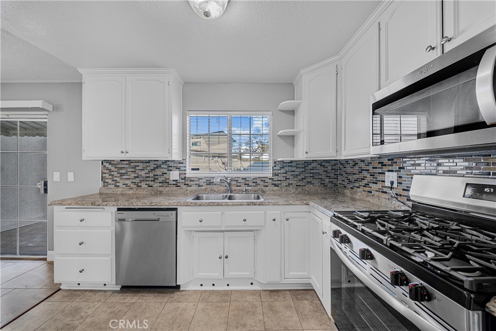 Highland Greens - Residential Lease