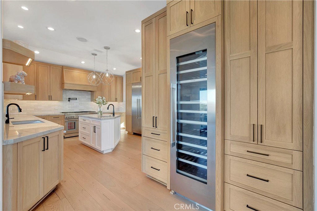 Corona del Mar South of PCH (CDMS) - Residential