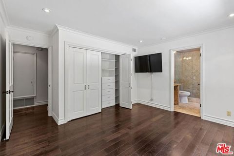 Tiny photo for 1060 Chantilly Road, Los Angeles, CA 90077 (MLS # 26805031)