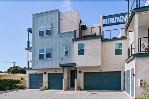 Tiny photo for 1230 E Thompson Boulevard #107, Ventura, CA 93001 (MLS # V1-31439)