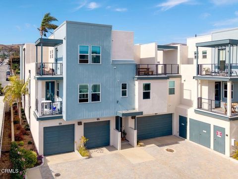 Tiny photo for 1230 E Thompson Boulevard #107, Ventura, CA 93001 (MLS # V1-31439)