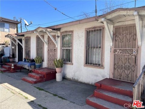 Photo of 1826 S Bonnie Brae Street #3/4, Los Angeles, CA 90006 (MLS # 25499647)