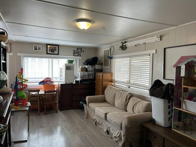 2053 East Bayshore