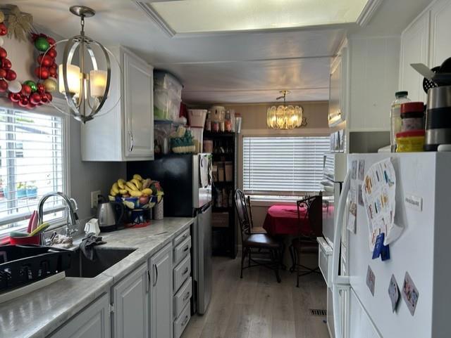 2053 East Bayshore