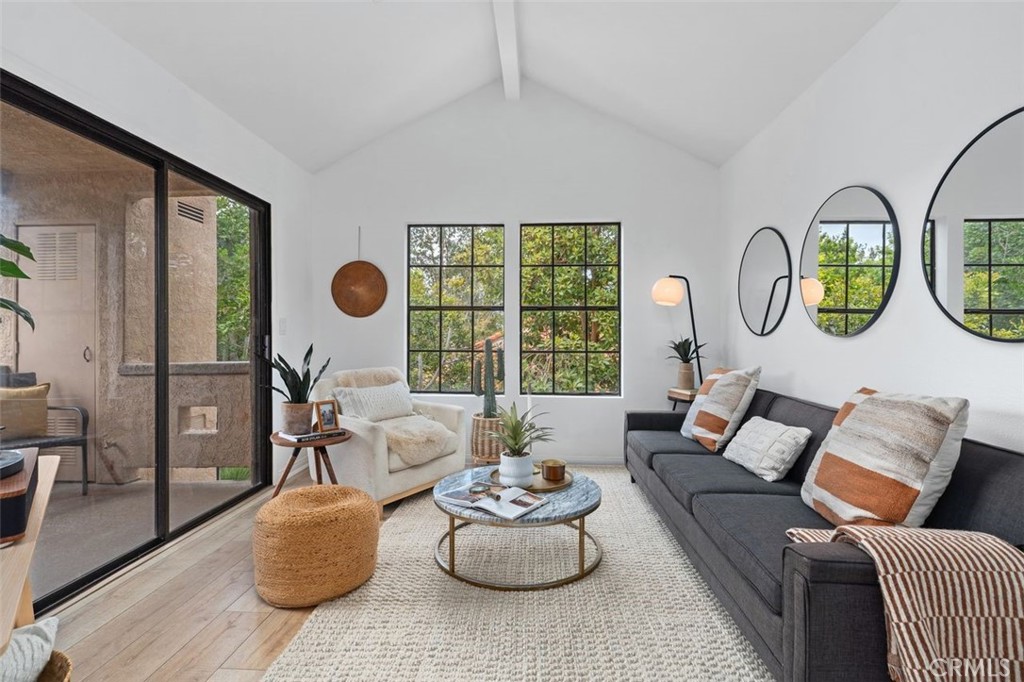 1046 Calle Del Cerro 432