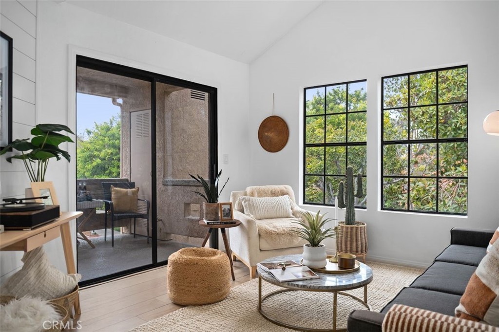 1046 Calle Del Cerro 432