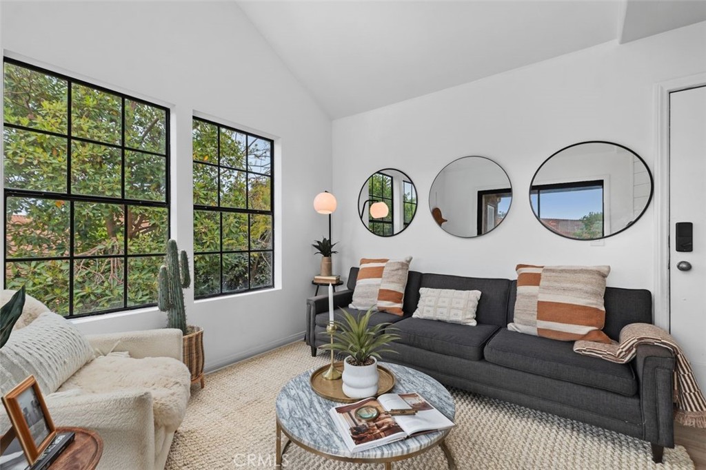 1046 Calle Del Cerro 432