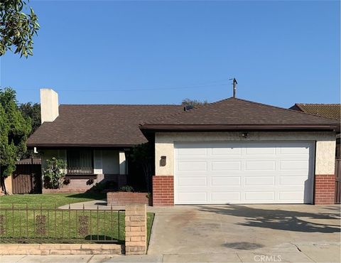 3220 California Signal Hill CA 90755